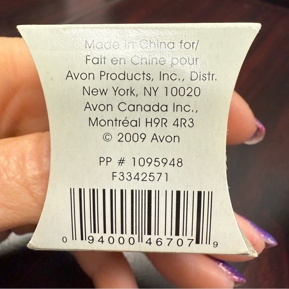 Avon Silver Heart Pendant Necklace Classic Design vintage 2009 NIB - Picture 4 of 7